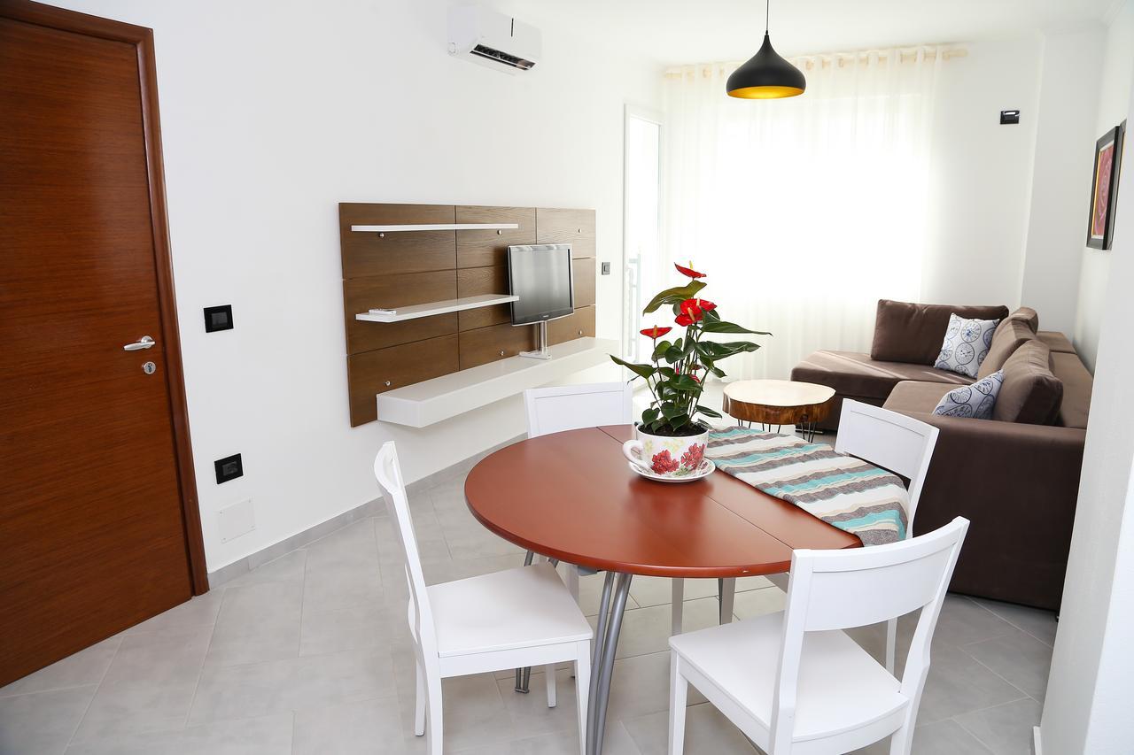 Shëngjin Carpe Diem Apartments-Hotel מראה חיצוני תמונה