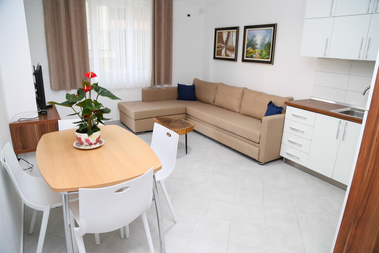 Shëngjin Carpe Diem Apartments-Hotel מראה חיצוני תמונה